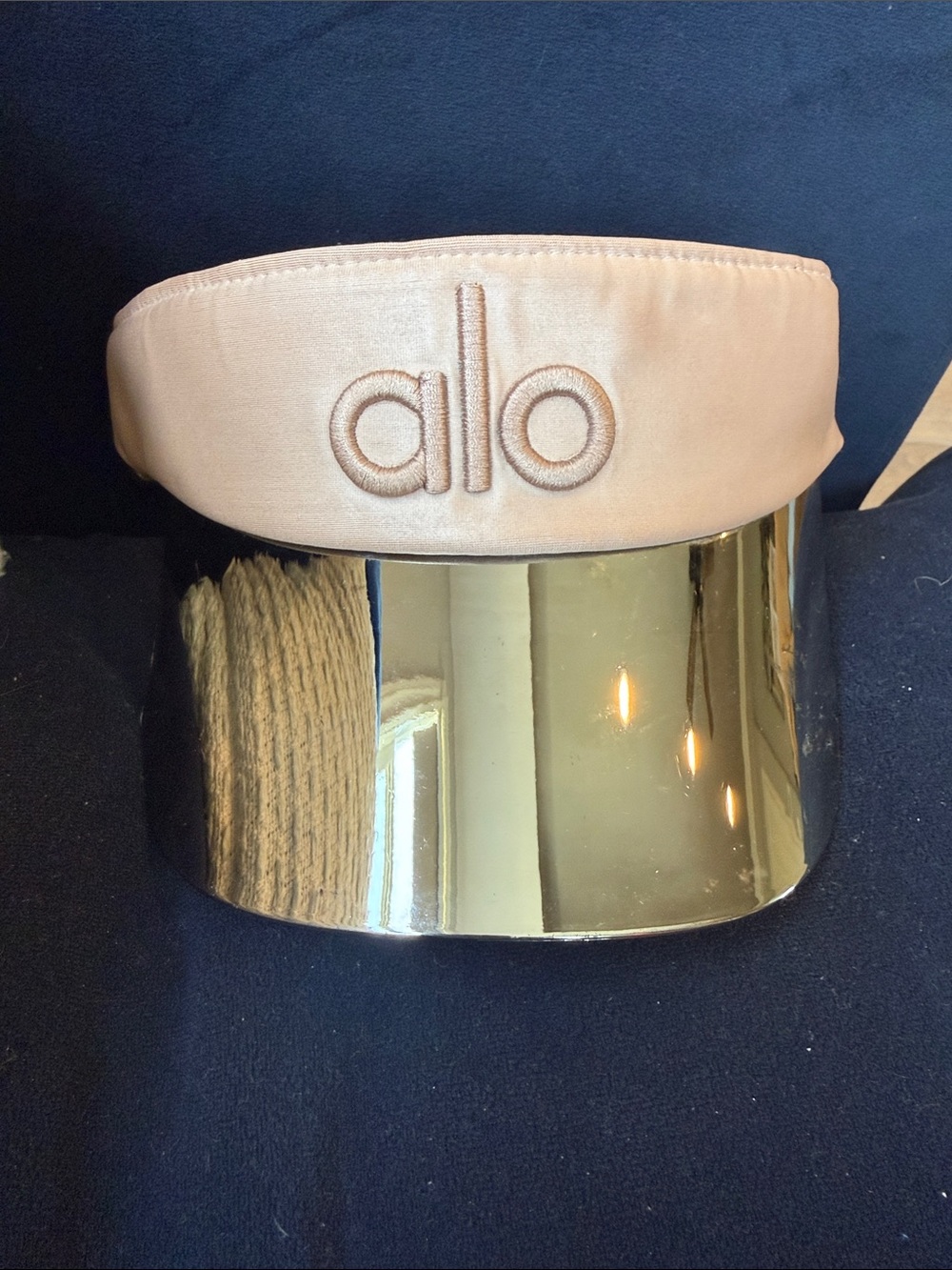 ALO Yoga champagne color Visor with Gold Reflective Shield